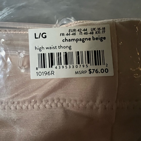 Spanx Shapewear High Waisted Thong. - Picture 5 of 8